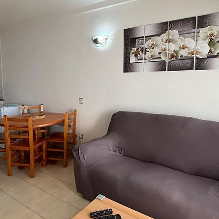 Apartament Meda Chica 2D Roses Zewnętrze zdjęcie